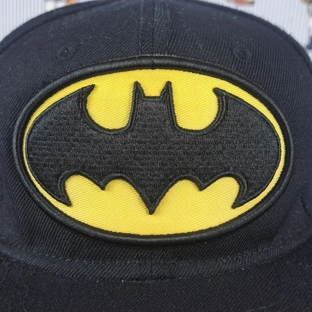 DC Comics Offical Batman patched raised logo black & yellow snapback hat